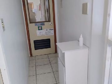 Entrada e Espa�o para confer�ncia/an�lise/equipamentos laborat�rio de Manipula��o 2�piso