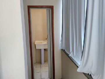 Laborat�rio para produ��o de s�lidos (c�psulas) e lavat�rios 2�piso