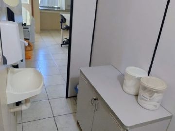Laborat�rio para produ��o de s�lidos (c�psulas) e lavat�rios 2�piso