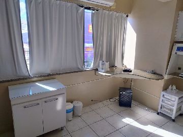 Laborat�rio para produ��o de s�lidos (c�psulas) e lavat�rios 2�piso
