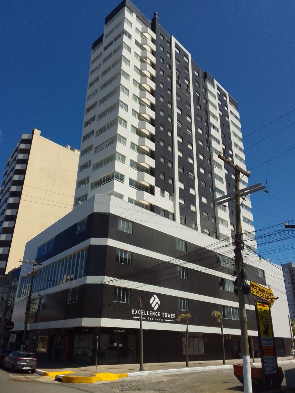 Apartamento Alto Padr�o - Venda - Centro - Tramanda� - RS