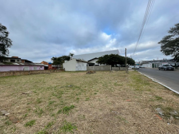Fortes Im�veis Vende - Terreno De esquina no Centro