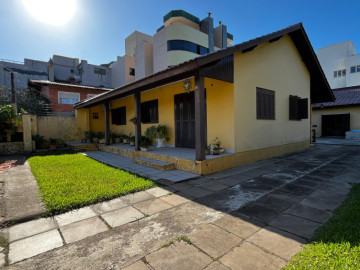 Fortes Im�veis Vende Casa no Centro de Tramanda�