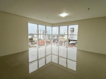 Fortes Im�veis Aluga - Sala Comercial no Edif�cio Manhattan