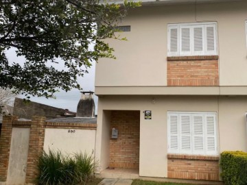 Fortes Im�veis Vende - Duplex na Caiu do C�u