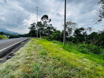 Terreno Comercial na BR 101 em Maquin�/RS