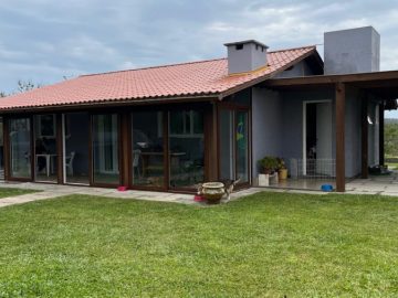 Linda casa no Palmital