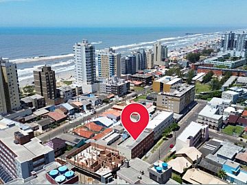 Fortes Im�veis Vende - Apartamento no Centro a 180m do mar