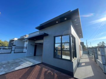 Fortes Im�veis Vende - Casa de Esquina em Nova Tramanda�