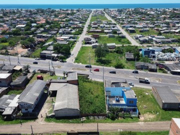 Terreno no Centro de Imb�