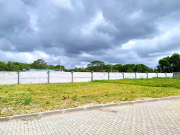 Terreno em Os�rio