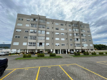 Fortes Im�veis Vende - Apto Reserva da Lagoa Semimobiliado