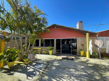 Fortes Im�veis Vende Casa com 4 dormit�rios em Nova Tramanda