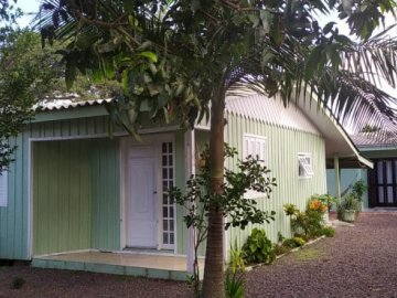 *Duas casas no mesmo terreno*